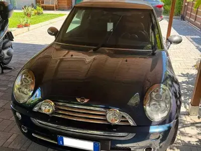 Usata Mini Cooper 116 CV (85 kW) 2006 Blu/azzurro Utilitaria