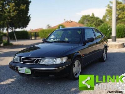 Usata Saab 900 185 CV (136 kW) 1994 Nero Utilitaria