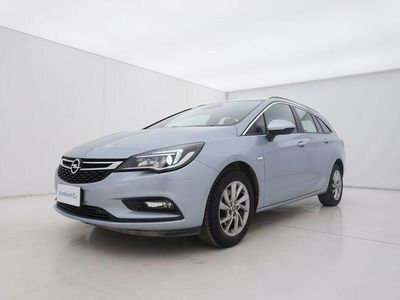 usata Opel Astra ST Business AT6 1.6 Diesel 136CV