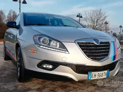 Usata Lancia Delta 120 CV (88 kW) 2011 Grigio Utilitaria