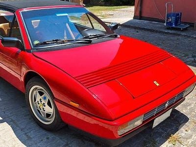 Usata Ferrari Mondial 300 CV (220 kW) 1991 Rosso Cabrio