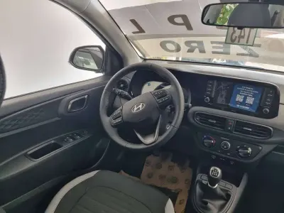 Nuova Hyundai i10 61 CV (44 kW) 2026 Grigio Utilitaria