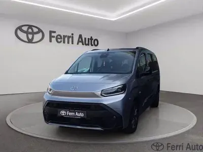 Usata Toyota Proace Verso City 130 CV (95 kW) 2024 Silver met Station wagon