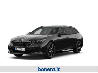 Nuova BMW 520 M Sport 197 CV (144 kW) 2026 Black sapphire metallizzato Station wagon