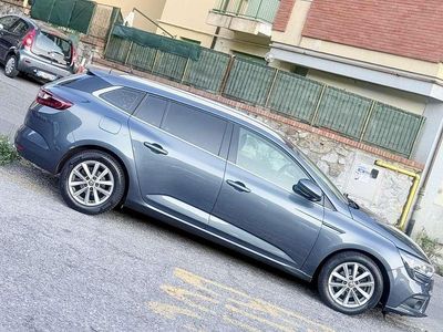 Usata Renault Mégane GrandTour 110 CV (80 kW) 2017 Grigio Station wagon