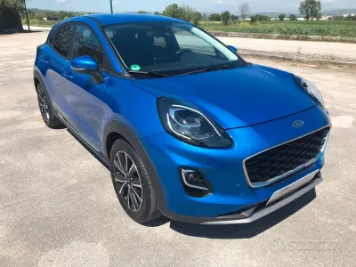 Usata Ford Puma Titanium 120 CV (88 kW) 2020 Blu SUV