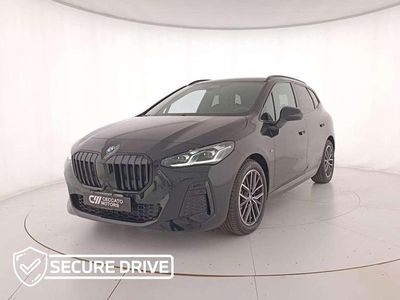 Usata BMW 218 Active Tourer M Sport 150 CV (110 kW) 2025 Black sapphire metallizzato Monovolume