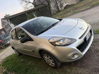 Usata Renault Clio II 75 CV (55 kW) 2011 Berlina