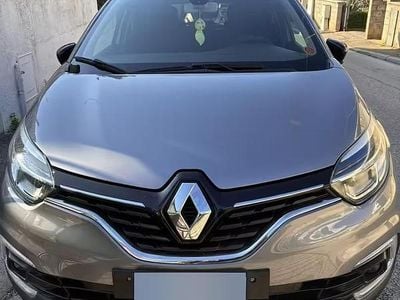 Occasion Renault Captur 90 ch (66 kW) 2018 Gris SUV