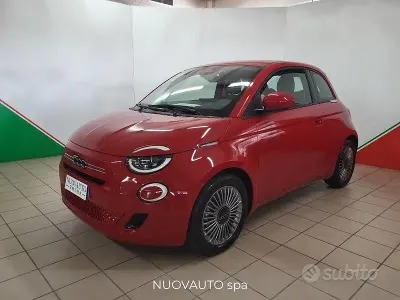 Nuova Fiat 500 65 CV (47 kW) 2026 Rosso Berlina