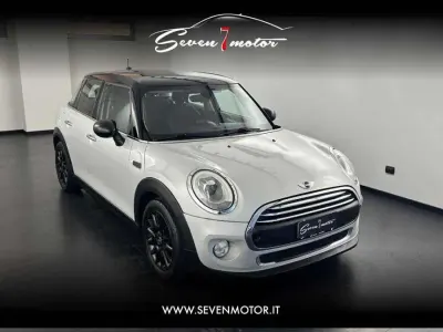 Usata Mini Cooper D 116 CV (85 kW) 2015 Bianco Utilitaria
