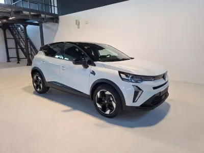 Nuova Renault Captur Techno 122 CV (89 kW) 2026 Bianco SUV