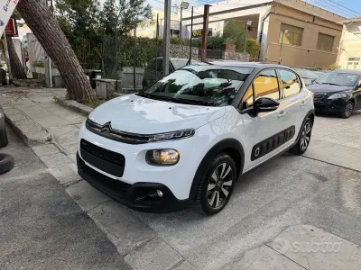 Usata Citroën C3 Shine 82 CV (60 kW) 2016 Bianco Berlina