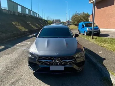 Usata Mercedes CLA200 163 CV (119 kW) 2019 Bluazzurro Coupé