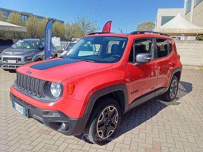 Usata Jeep Renegade Trailhawk 170 CV (125 kW) 2016 Arancione SUV