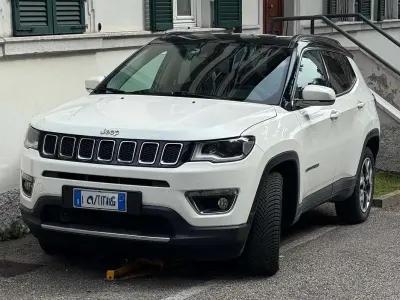 Usata Jeep Compass Limited 140 CV (102 kW) 2021 Bianco SUV
