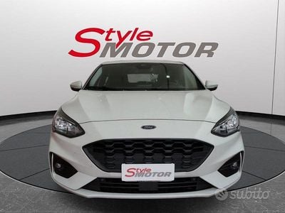 Usata Ford Focus ST 120 CV (88 kW) 2020 Bianco Berlina