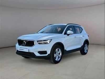 Usata Volvo XC40 Momentum 129 CV (94 kW) 2021 Bianco SUV