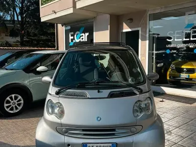 Usata Smart ForTwo Coupé Pulse 41 CV (30 kW) 2005 Grigio Coupé