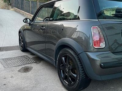 Usata Mini Cooper 88 CV (64 kW) 2006 Grigio Utilitaria