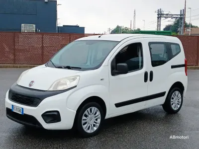 Usata Fiat Qubo Trekking 95 CV (69 kW) 2017 Bianco Monovolume