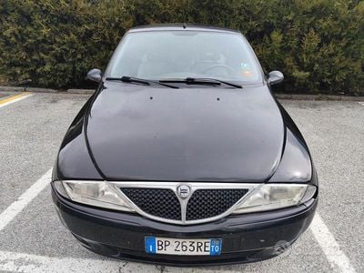 Usata Lancia Ypsilon 2002 Utilitaria