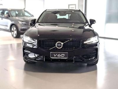 Nuova Volvo V60 Plus 197 CV (144 kW) 2026 Nero Station wagon