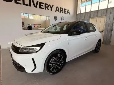 Usata Opel Corsa 101 CV (74 kW) 2023 Bianco Utilitaria
