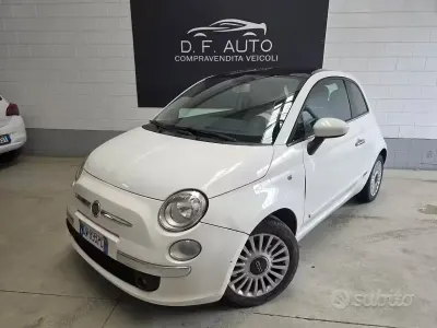 Begagnad Fiat 500 Lounge 69 HK (50 kW) 2009 Vit Cab
