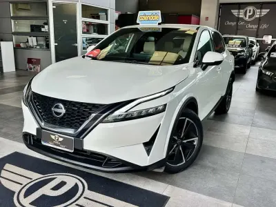 Usata Nissan Qashqai Tekna 158 CV (116 kW) 2023 Solid white metallizzata SUV