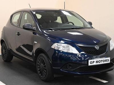 Usata Lancia Ypsilon 69 CV (50 kW) 2018 Nero Utilitaria