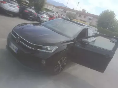 Usata VW Taigo R-line 150 CV (110 kW) 2022 Nero SUV