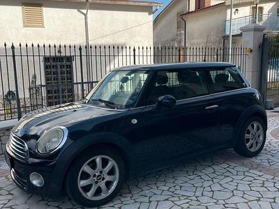 Usata Mini Cooper D 2007 Nero Utilitaria