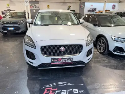Usata Jaguar E-Pace R-Dynamic 150 CV (110 kW) 2019 Grigio SUV