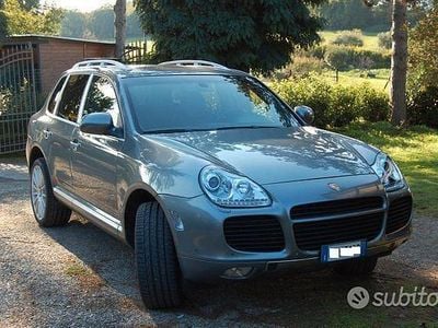 Usata Porsche Cayenne Turbo 450 CV (330 kW) 2005 Grigio SUV