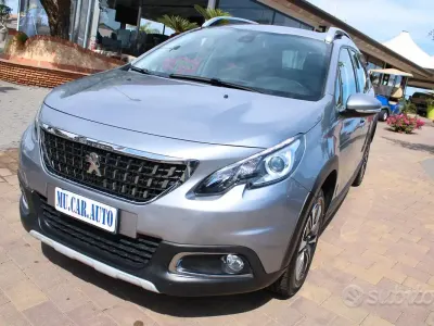 Usata Peugeot 2008 Allure 83 CV (61 kW) 2019 Grigio SUV