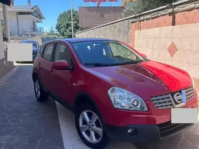 Usata Nissan Qashqai 106 CV (77 kW) 2009 Rosso SUV