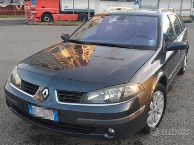 usata Renault Laguna II - 2007 con GANCIO TRAINO