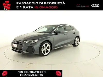 Nuova Audi A3 S-Line 150 CV (110 kW) 2025 Grigio daytona perlato Berlina
