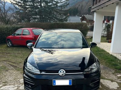 usata VW Golf R - Line