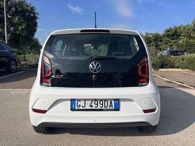 Usata VW up! 65 CV (47 kW) 2022 Utilitaria