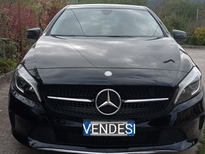 Usata Mercedes A200 136 CV (100 kW) 2016 Nero Berlina