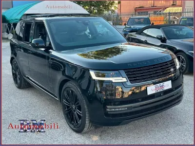 Usata Land Rover Range Rover Autobiography 530 CV (389 kW) 2025 Nero SUV