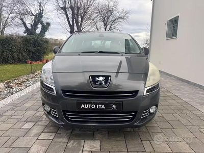 Usata Peugeot 5008 Business-Line 150 CV (110 kW) 2011 Grigio Monovolume