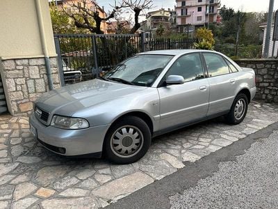 Usata Audi A4 2000 Grigio Berlina