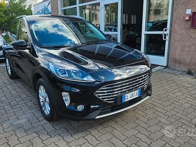 Usata Ford Kuga Titanium 150 CV (110 kW) 2022 Nero SUV