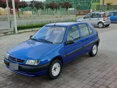 Usata Citroën Saxo 60 CV (44 kW) 1998 Blu Utilitaria
