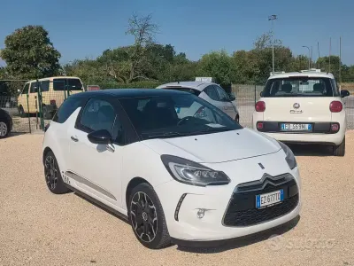 Usata DS Automobiles DS3 82 CV (60 kW) 2015 Bianco Coupé