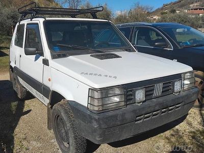 Usata Fiat Panda 4x4 Trekking 50 CV (36 kW) 1991 Bianco Utilitaria