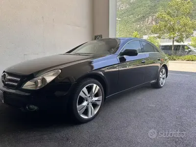 Usata Mercedes CLS320 224 CV (164 kW) 2009 Nero Coupé